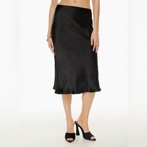Aritzia Babaton slip skirt size 4 black